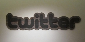 Twitter Outline Home-Grown Analytics Architecture TSAR