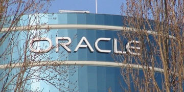 Oracle Social Cloud Announce LinkedIn Support