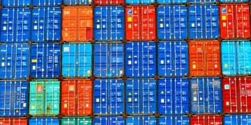 Docker Picks Up m to Keep Flying the Flag for Containerisation