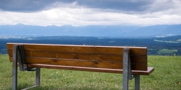 “To avoid losing great people, they need to be developing all the time.” – Interview with GoCardlesses Natalie Hockham