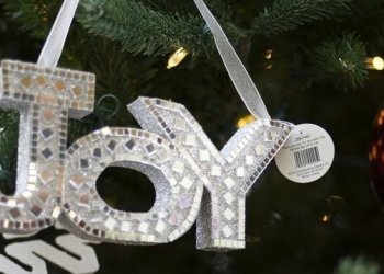 Have a Data-Appropriate Christmas: Big Data, Big Companies and Santa