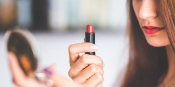 Better than Botox: Beauty Industry To Get an AI Makeover