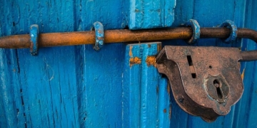 10 Challenges to Big Data Security and Privacy