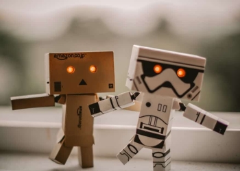 Rule-Based Bots or AI Bots? Which One Do You Prefer?