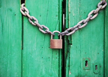 Risks Emerge as Smart Contracts Show Cracks