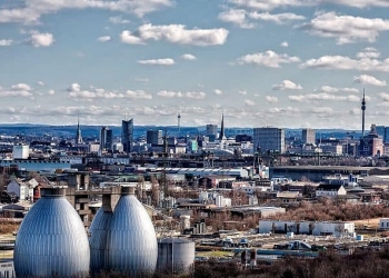 What can data-driven startups gain from Ruhrgebiet region in Europe?