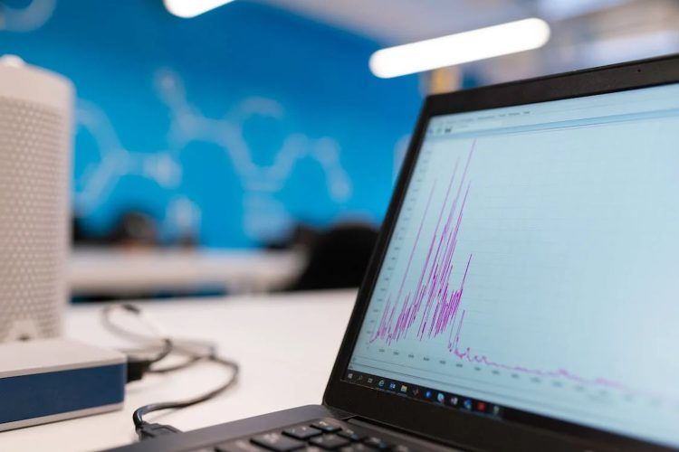 data-analytics-and-artificial-intelligence-salary-jobs-and-more