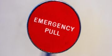 Google code red: ChatGPT, You.com and rumors of Apple Search challenge the dominance of search giant