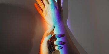 Try out these love meter tests by name and zodiac signs