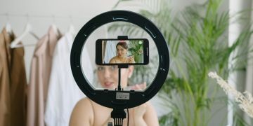 How AI and big data analytics are changing influencer marketing