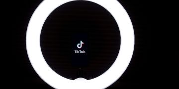 TikTok wants to know: Is that content real or AI?
