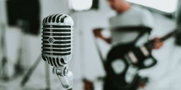 Top 5 free AI song cover generators you can find online