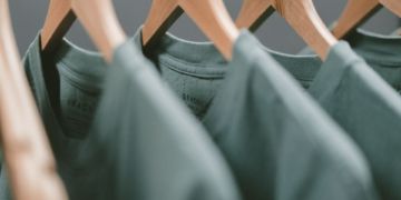 The rise of confidence: How humorous shirt phrases empower individuals