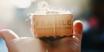 Global connectivity: Tracking the future of international deliveries