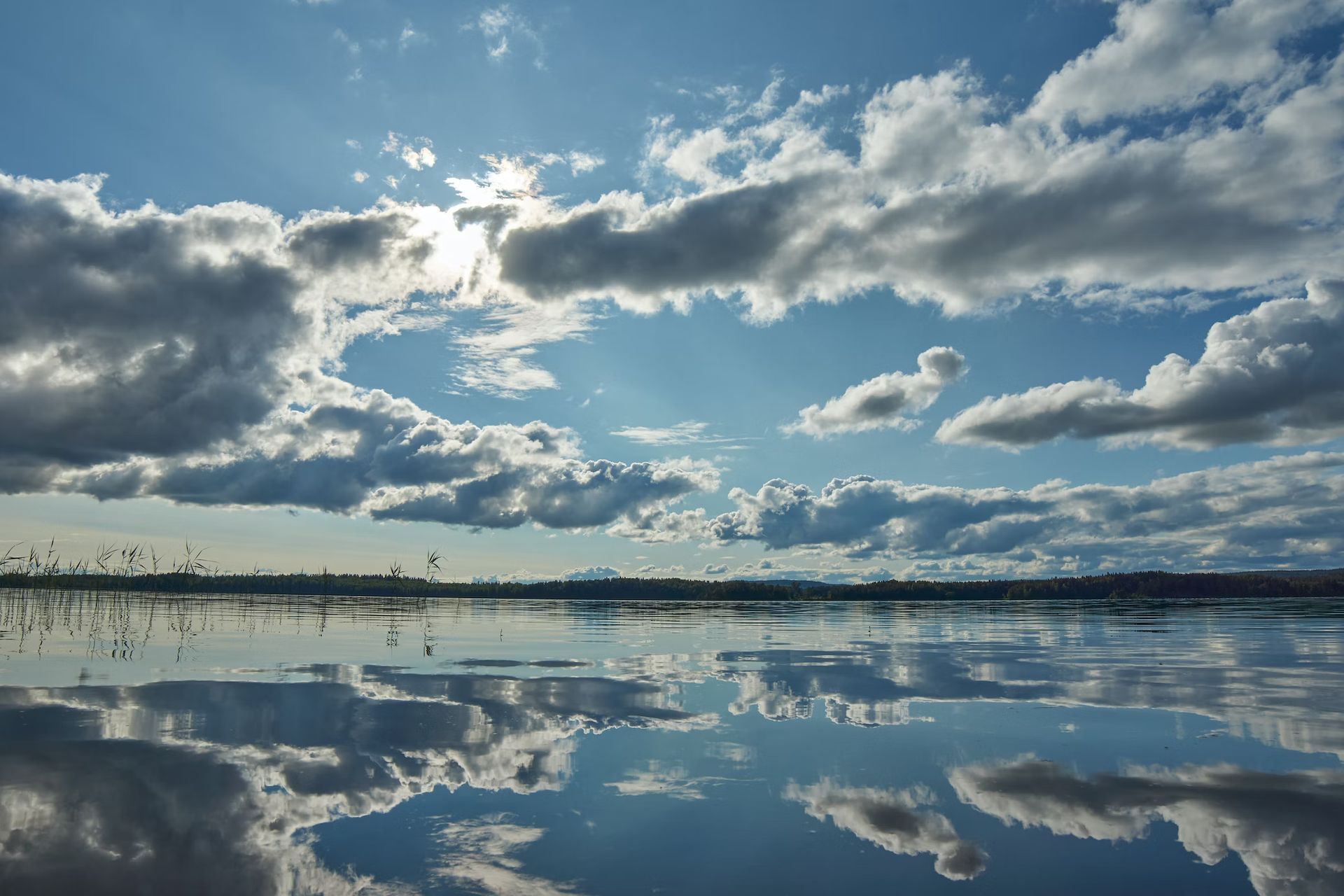 Google DeepMind welcomes GraphCast weather forecast AI