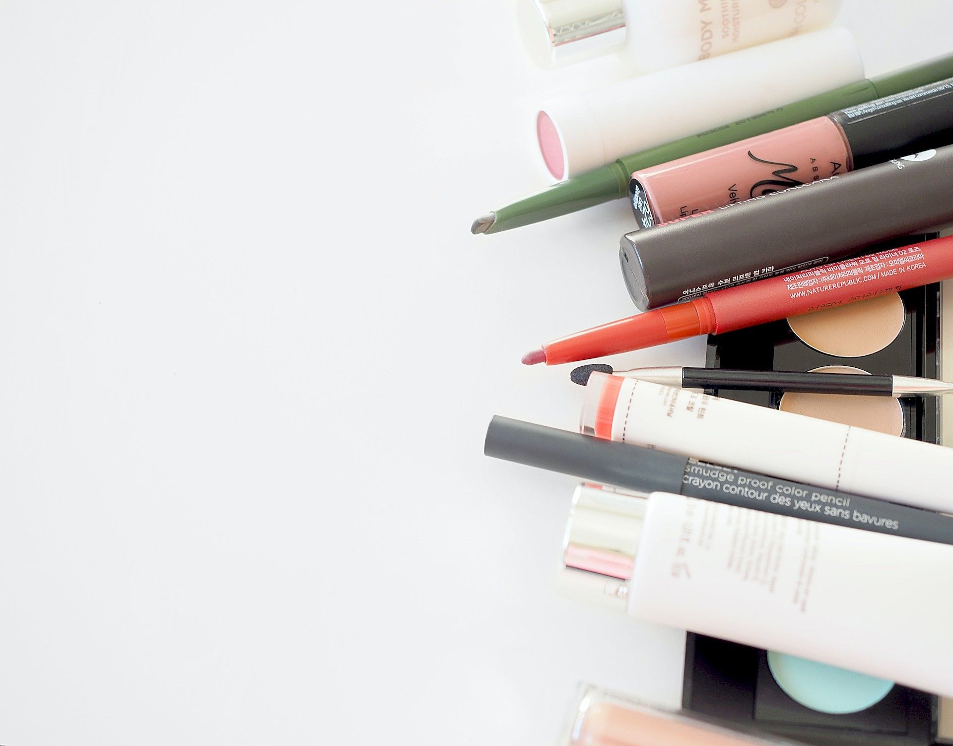 Top challenges in cosmetics inventory management and how to overcome them