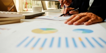 Research consultant explained: Roles, qualifications, career path