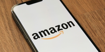 Shopping is now easier with Amazon Rufus AI