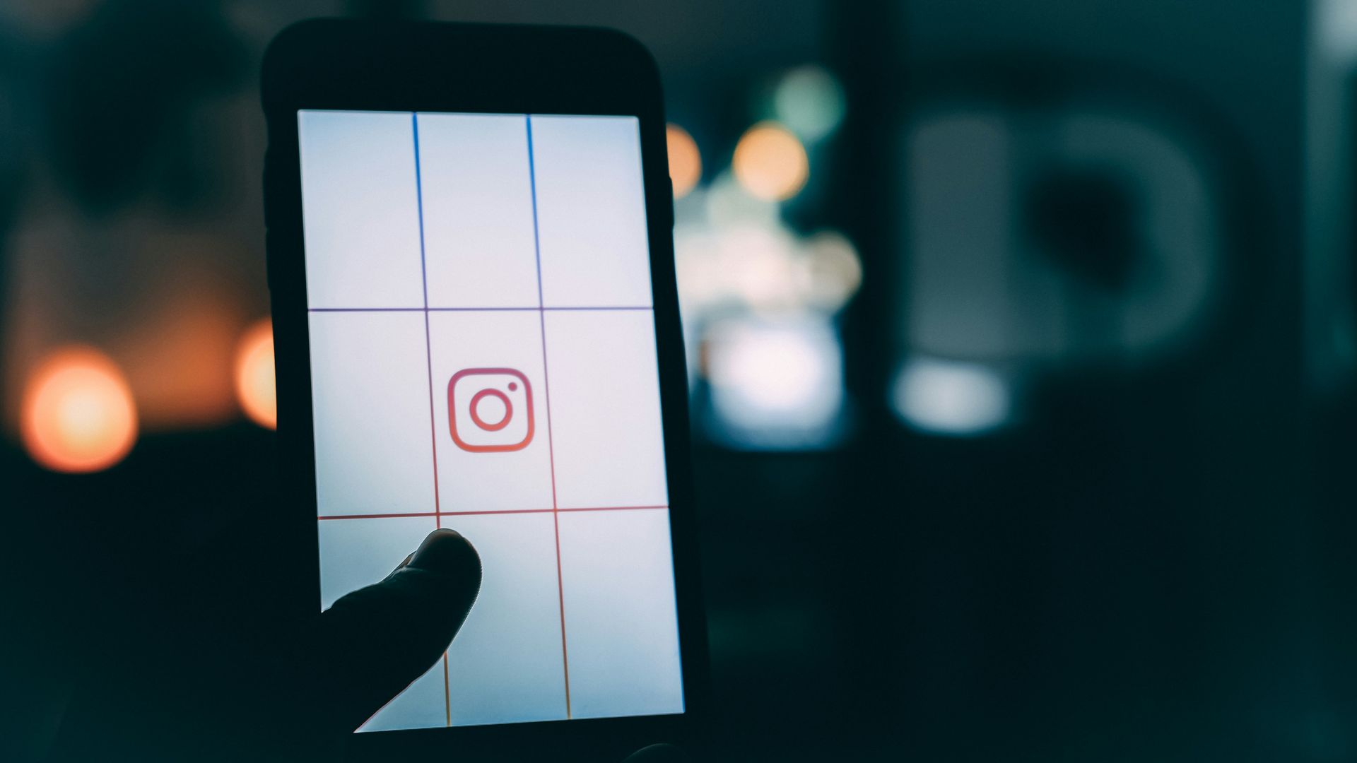 Instagram Story Viewer expliqué : Comment l’exploiter pour du contenu viral ?