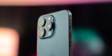 Artificial intelligence in your pocket: How iPhone apps are shaping AI development