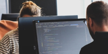 AI and software development: Optimizing the process of writing technical and custom instructions