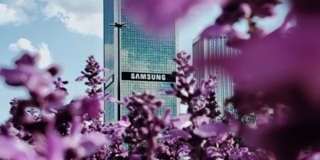 Samsung’s apology signals they’re slipping in the AI race