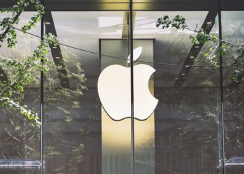 Judge to decide if DOJ case against Apple proceeds