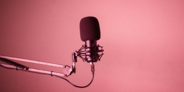 YouTube now speaks every language for you