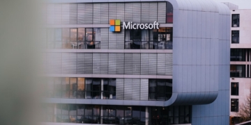 Hack Microsoft win  million with Zero Day Quest