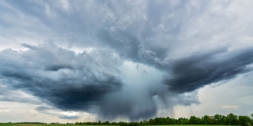 How the AI boom could blow up net zero goals