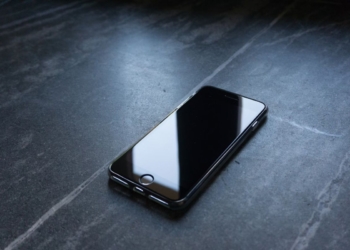 iPhone 17 leaks show Apple reviving a beloved design