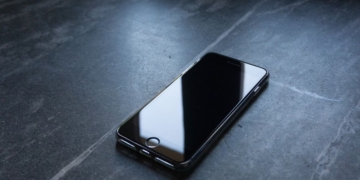 iPhone 17 leaks show Apple reviving a beloved design