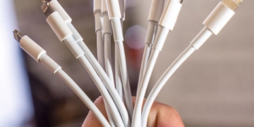 Apple is killing Lightning to headphone adapter for a reason