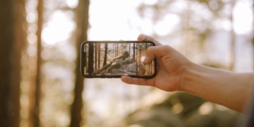 Apple may collect your photo data by default