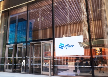 Pfizer’s 2025 forecast falls short but investors find a silver lining