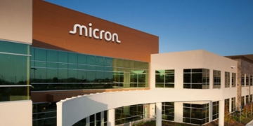 Why Micron shares drop 15% overnight: An analysis