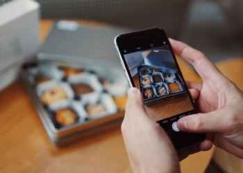 iPhone 6 enjoyers will say goodbye to WhatsApp in 2025