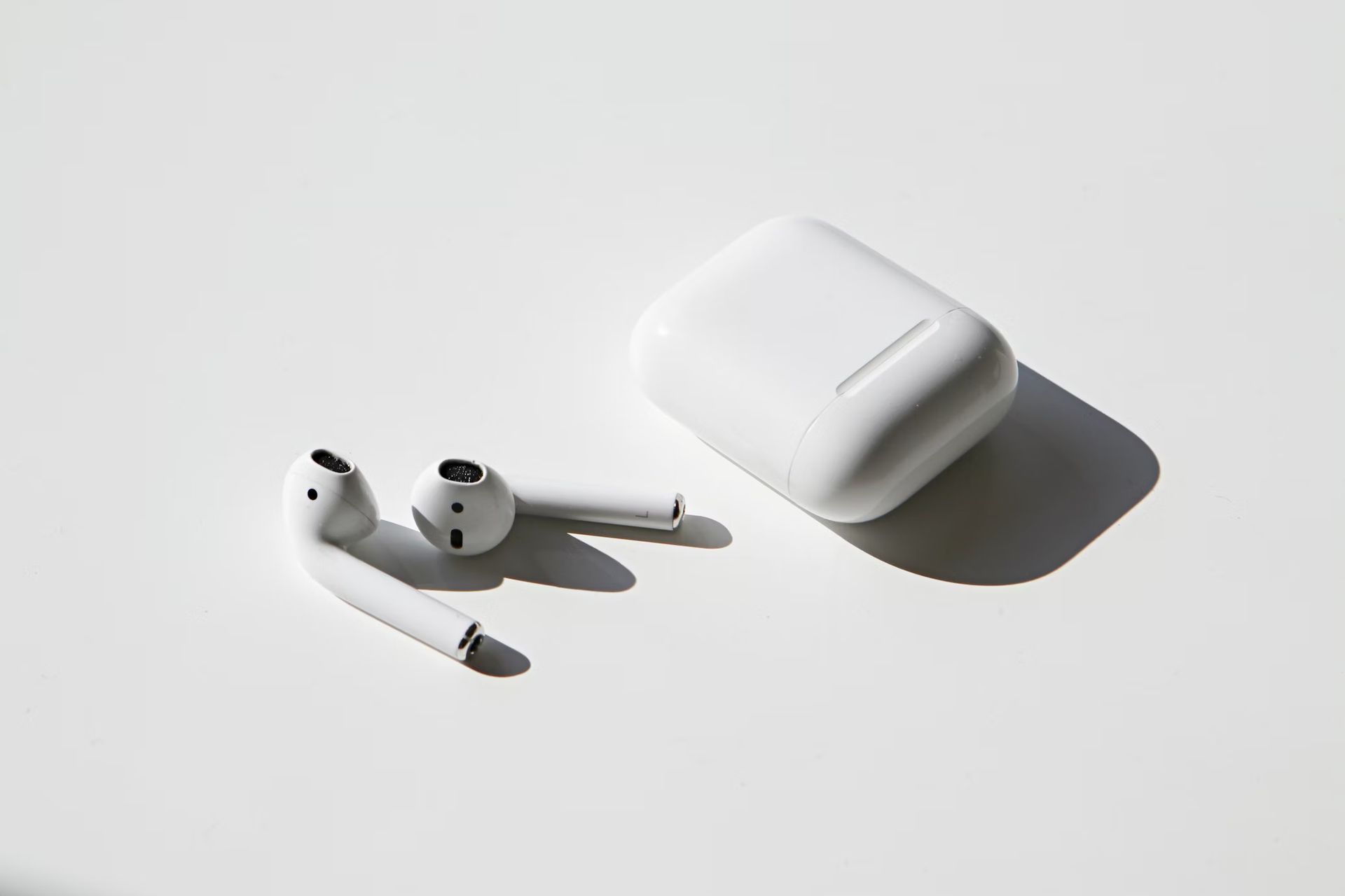 Comment les prochains AirPod pourraient contrôler Vision Pro d’un simple geste de la main