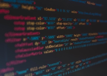 Code review for healthcare applications: Ensuring patient data security and system reliability