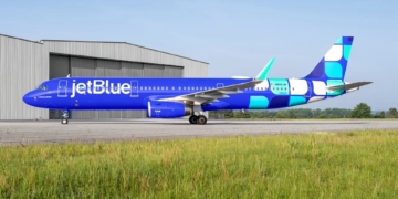 Explained: JetBlue stock nosedives 26% but company earnings land soft
