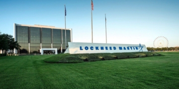 Lockheed Martin stock drops 9% after massive loss: Is it a buying opportunity?