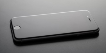 Is iPhone SE 4 release date February after all?