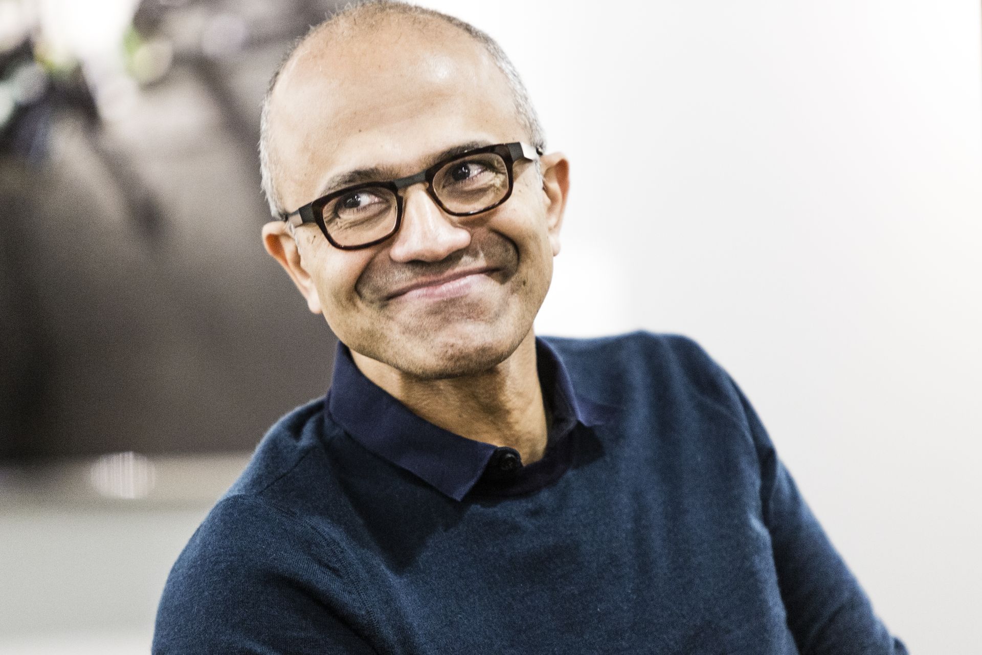 Satya Nadella vient d’exposer le plus grand mensonge de l’IA