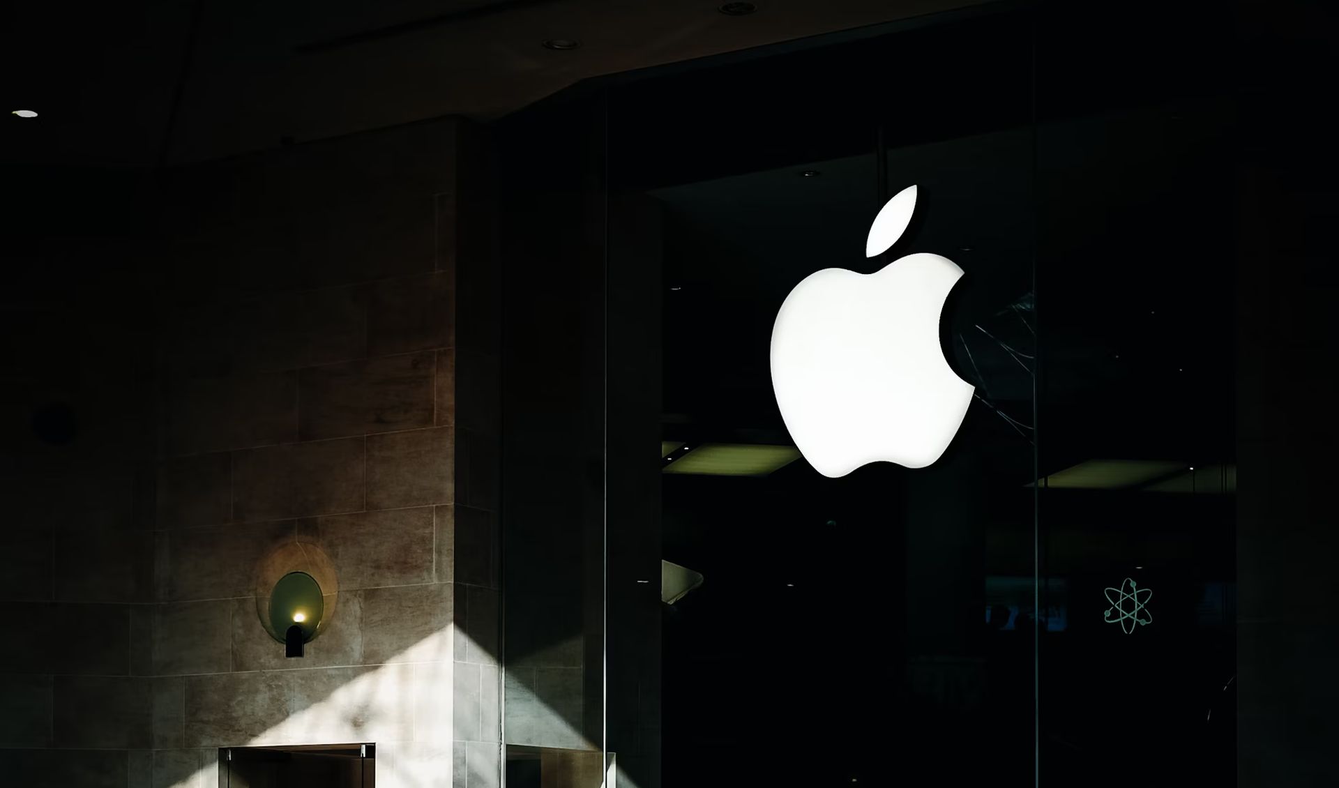 Apple l’a fait à nouveau: la voix à texte remplace «raciste» par «Trump»