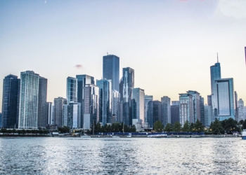 Super Micro up 113% in 3 months analysts predict up to 108% more gains