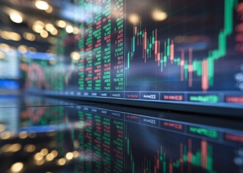 S&P 500 tanks 1.8%, Dow dives 650 points: What is that?