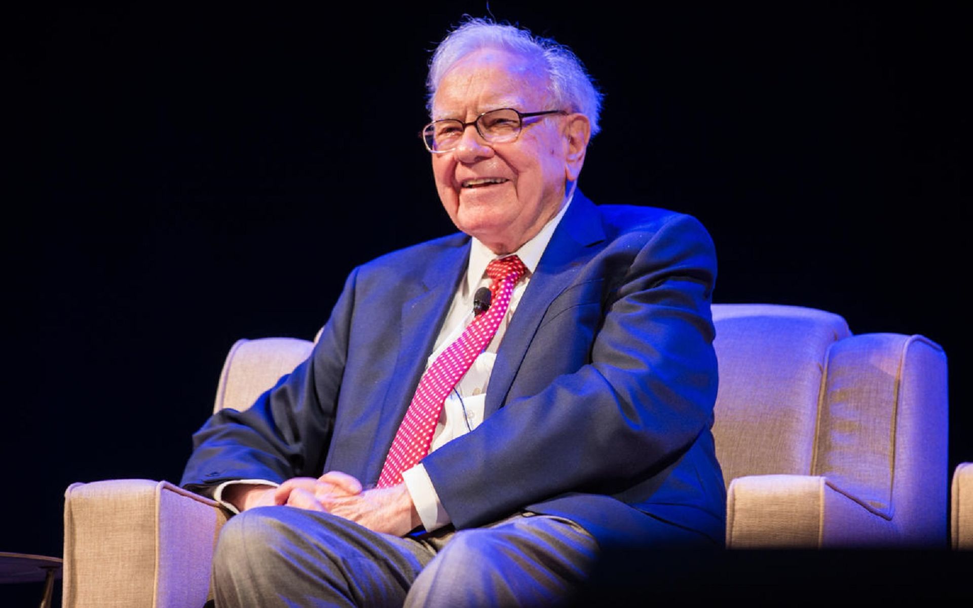 Warren Buffett dit que les tarifs de Trump nuiront à votre portefeuille