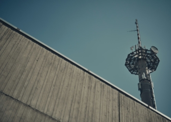 Fibocom unveils 5G AI mobile hotspot solution