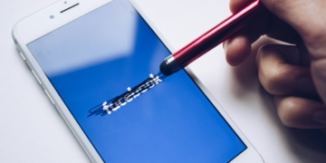 Zuckerberg once pitched deleting all your Facebook friends