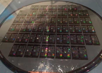 New IEEE study explores AI acceleration with photonics